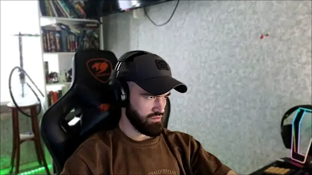 Webkamerová show _Serious_Man