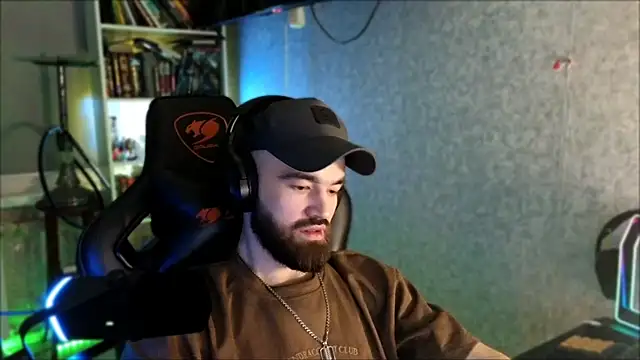 _Serious_Man Webcam-Show