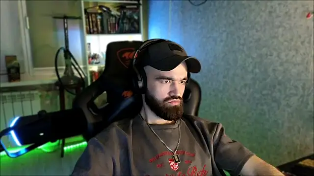 _Serious_Man Webcamshow