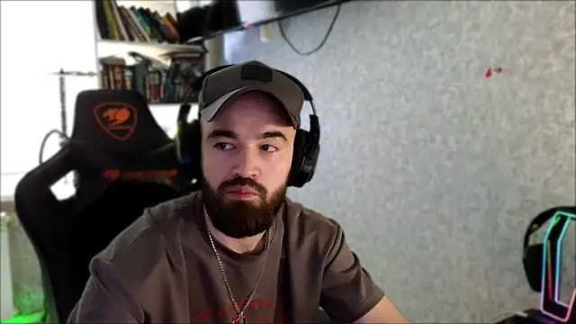 _Serious_Man Webcam-Show