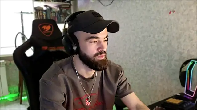 Webkamerová show _Serious_Man