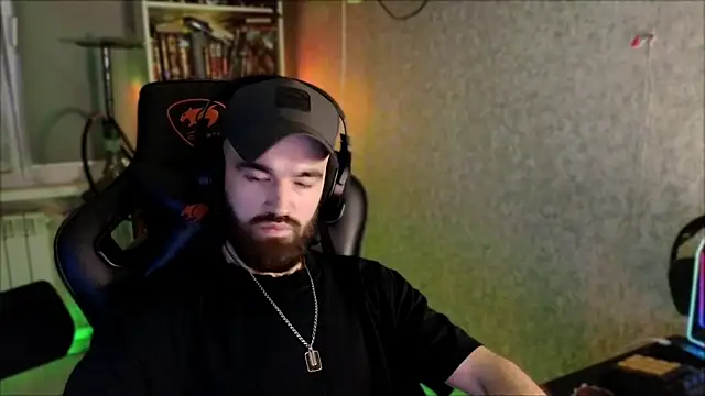 _Serious_Man Шоу с уебкамера