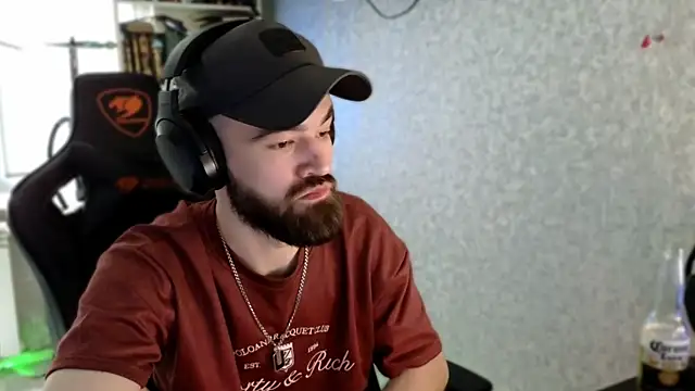 Webkamerová show _Serious_Man