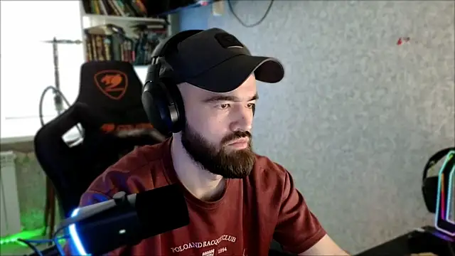 Show de _Serious_Man na webcam