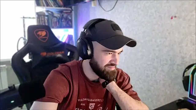 _Serious_Man webkamerás műsora