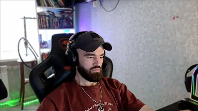 Show de _Serious_Man na webcam