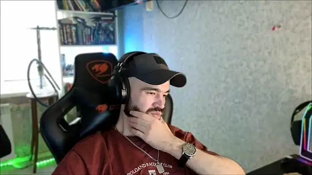 Show de _Serious_Man na webcam