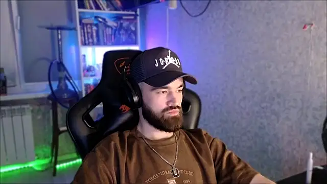 _Serious_Man webkamerás műsora