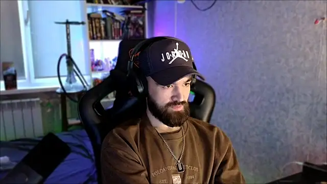 Webkamerová show _Serious_Man