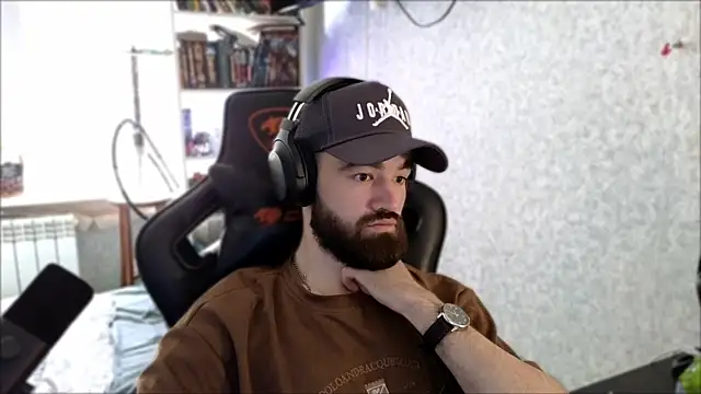 _Serious_Man Show Webcam