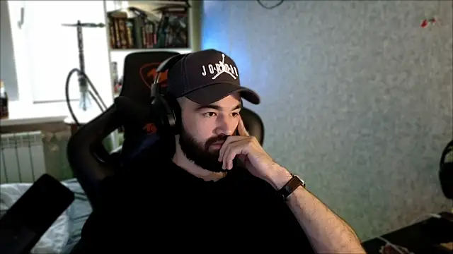 _Serious_Man Webcamshow