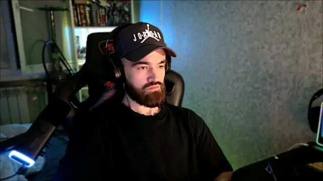 _Serious_Man Webcamshow
