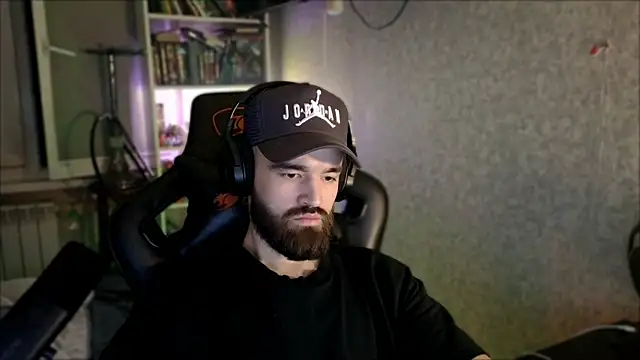 _Serious_Man's Webcam Show
