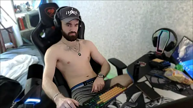 _Serious_Mann Webbikameraesitys
