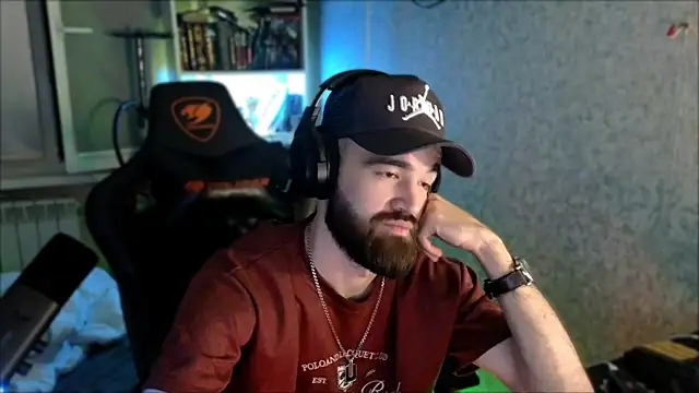 _Serious_Man Webcam-Show