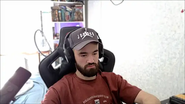_Serious_Man Webcam-Show