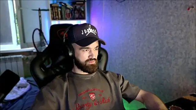 _Serious_Man Webcam-Show