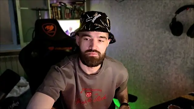 _Serious_Man Webcamshow