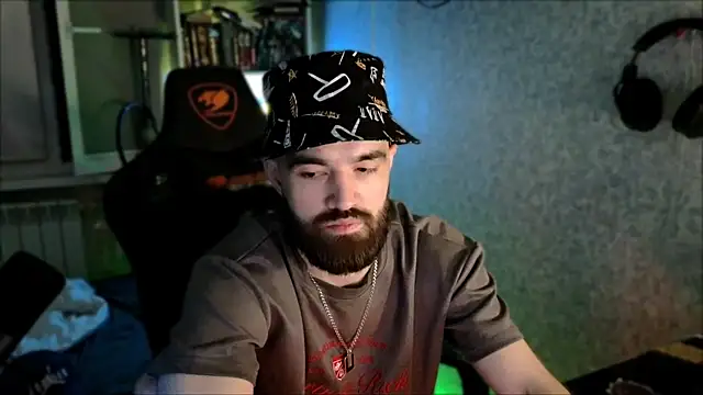 _Serious_Mann Webbikameraesitys