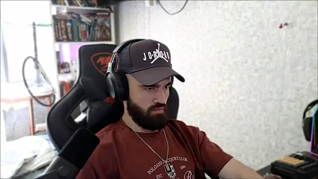 _Serious_Man Webcam-Show