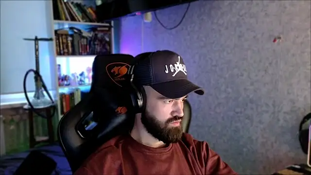 _Serious_Man Webcam-Show