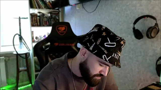 Webkamerová show _Serious_Man