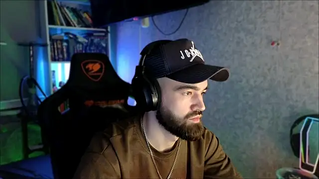 _Serious_Man Webcam-Show