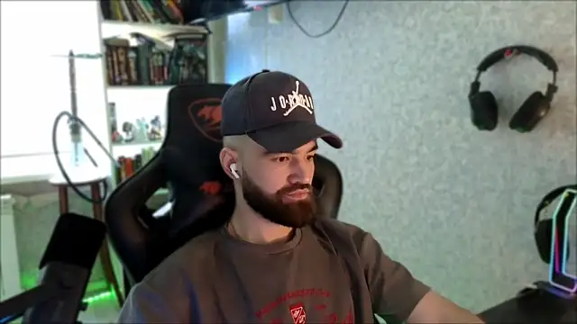_Serious_Man Webcam-Show