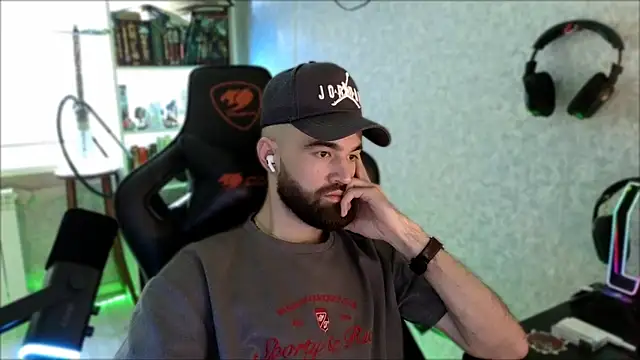 _Serious_Man Webcamshow