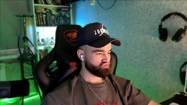 _Serious_Man Webcamshow