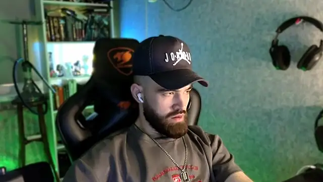 _Serious_Man Show Webcam