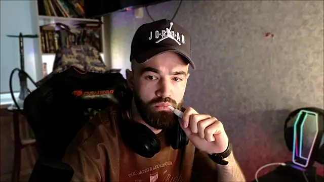 _Serious_Man Webcam-Show