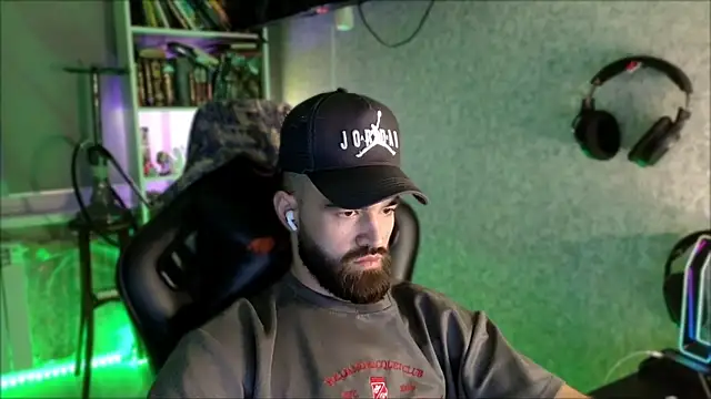 _Serious_Man Webcam Show