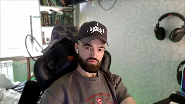 _Serious_Man's Webcam Show