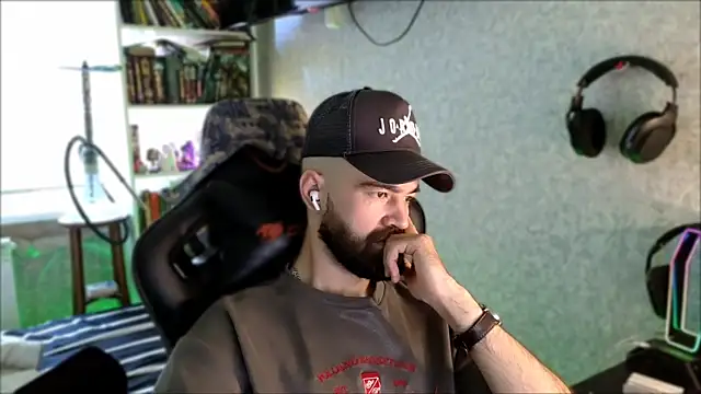 _Serious_Man Webcamshow