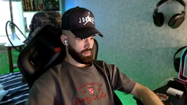 _Serious_Man's Webcam Show