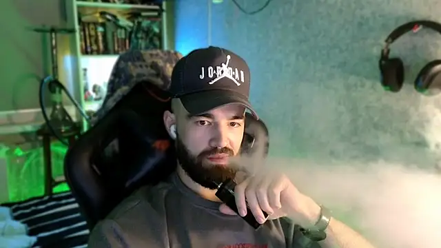 _Serious_Mann Webbikameraesitys