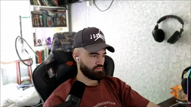 _Serious_Man webkamerás műsora