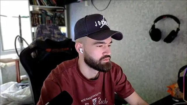 Webkamerová show _Serious_Man