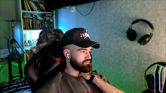 _Serious_Man webcam show