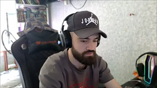_Serious_Man webkamerás műsora