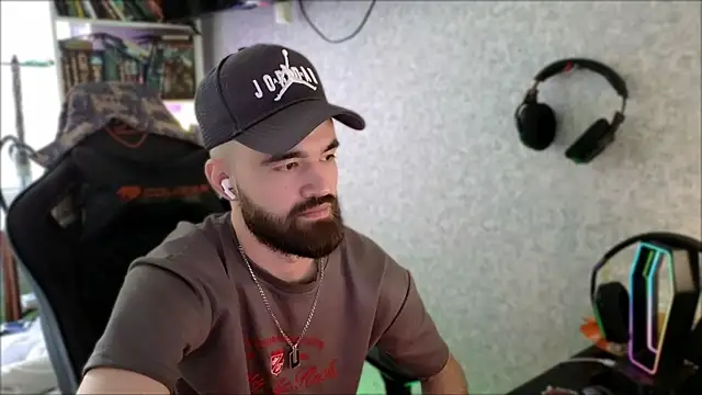_Serious_Man webkamerás műsora