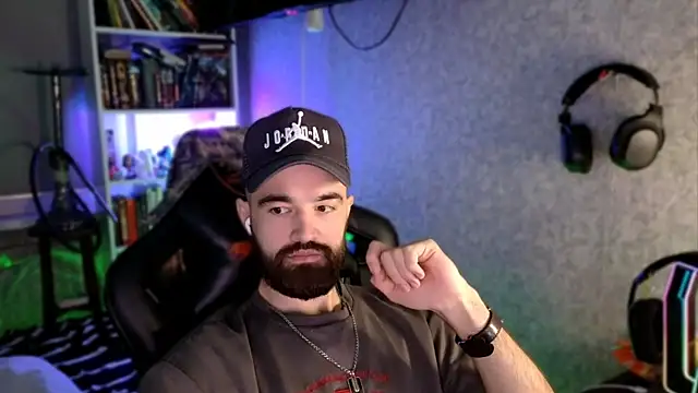 _Serious_Man Show Webcam