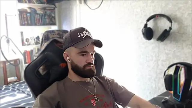 _Serious_Man Шоу с уебкамера