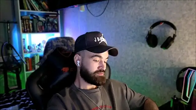_Serious_Man Webcam-Show
