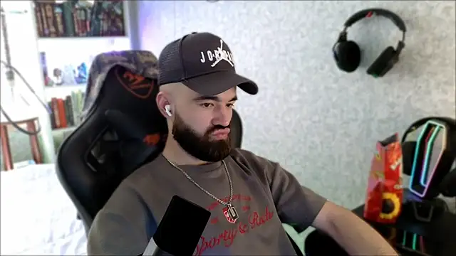 _Serious_Man webcam show