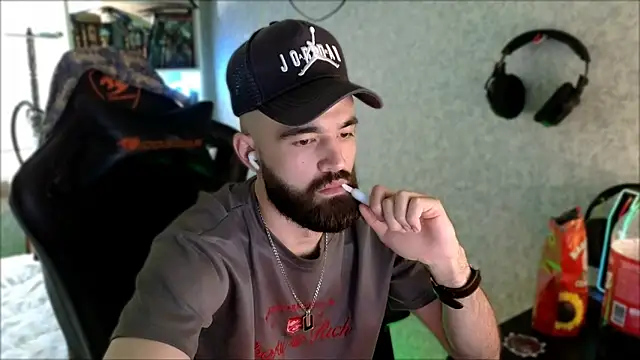 _Serious_Man Webcam-Show