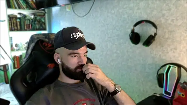 Webkamerová show _Serious_Man