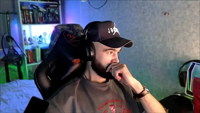 Webkamerová show _Serious_Man