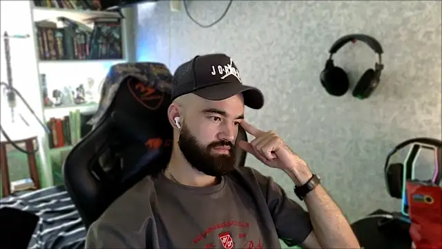 _Serious_Man Webcamshow